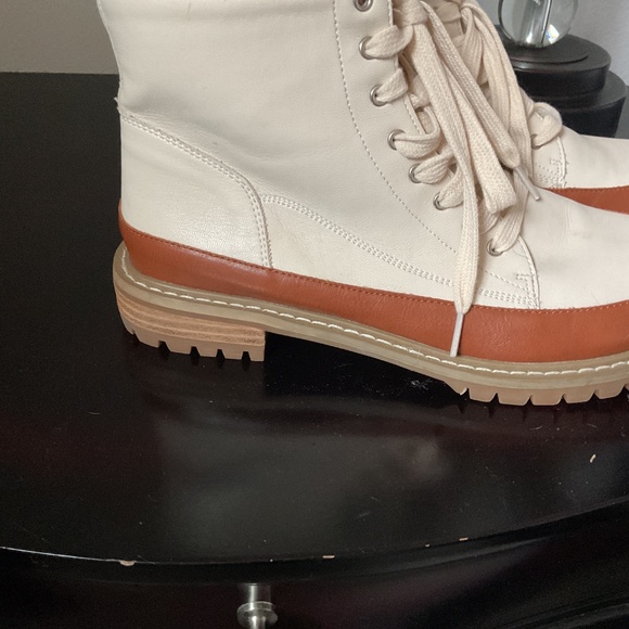 NWOB booties by Mi.iM - Picture 7 of 7